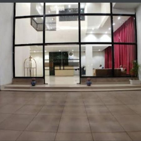 Derby Greens Hotel Bhopal Exterior photo